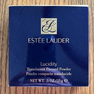 Estee Lauder : Lucidity Translucent Pressed Powder,01-Light, Never Opened,New